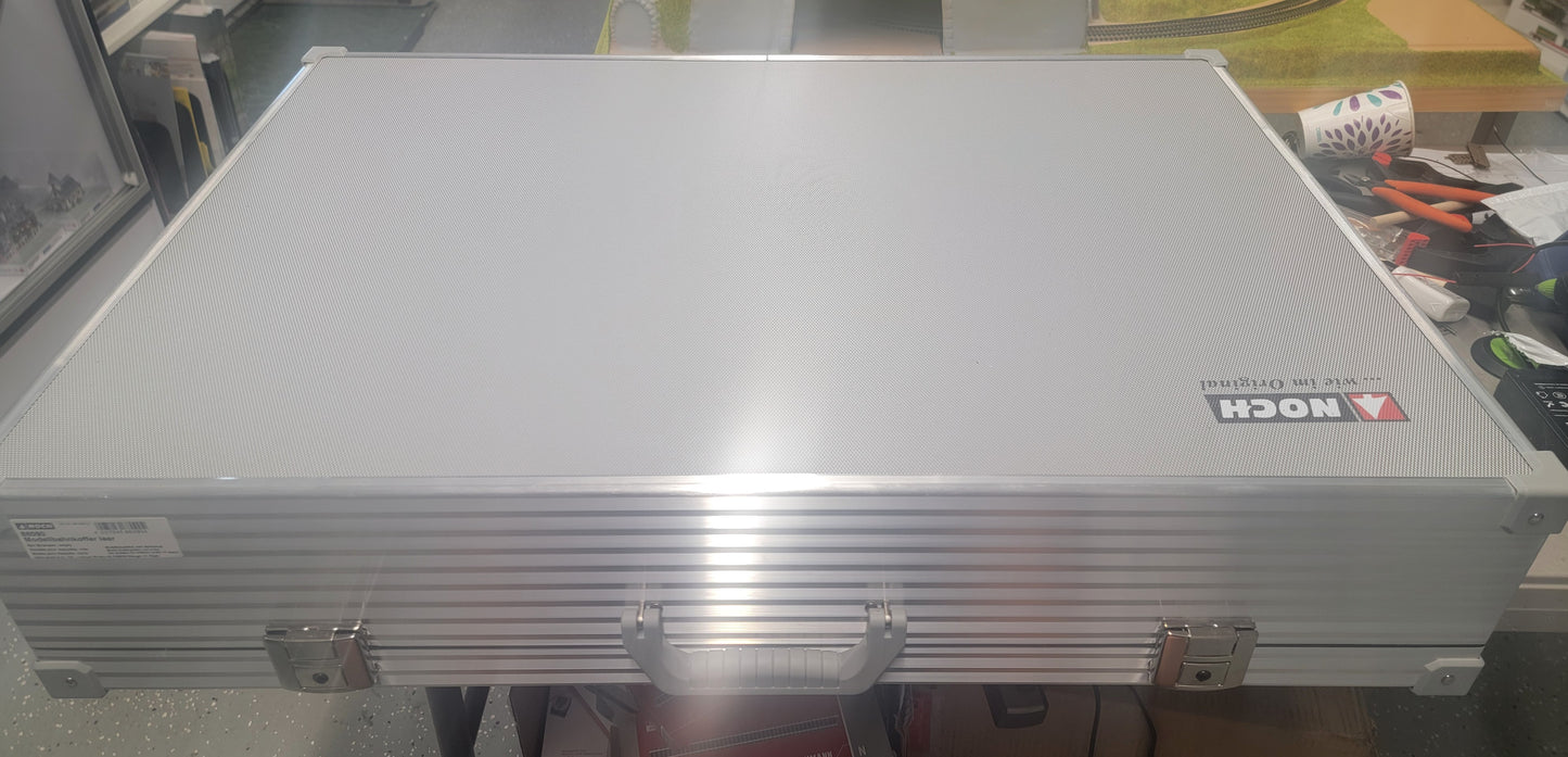 NOCH 880099 Z Scale Deluxe "Interlaken" Briefcase Layout w/EMTZ Structures 32" x 22" x 6"