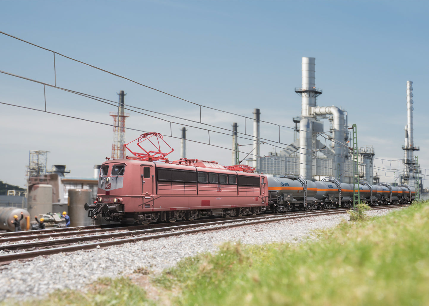 Trix HO 25655 Class 151 Electric Locomotive DB Ep. V Fall 2025 New Item