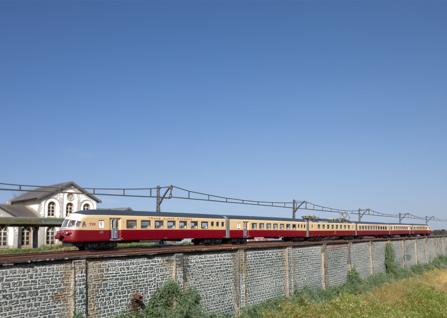 Marklin Z 88730 SBB Cl. RABe TEE Elec. Train Summer 2025 New Item