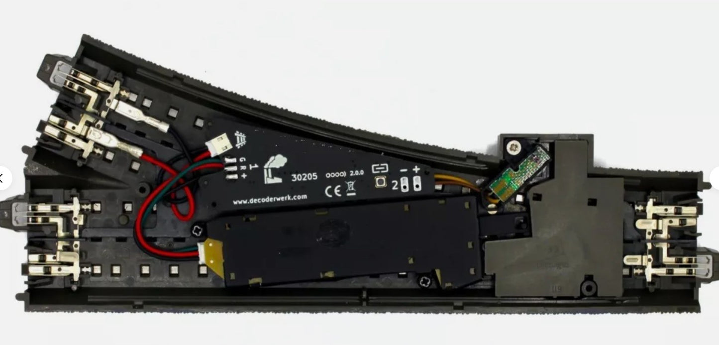 Decoderwerk 30205 MFX Switch Decoder for controlling a Märklin/Trix C-track switch motor