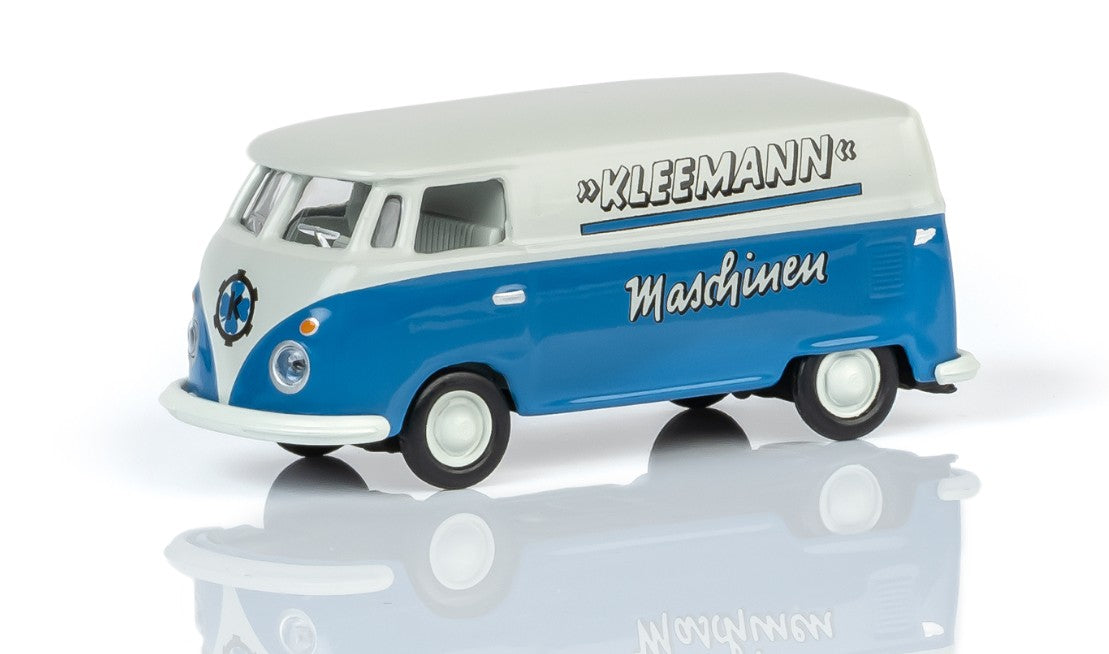 TRIX H0 24726 Museum Car Set for 2026