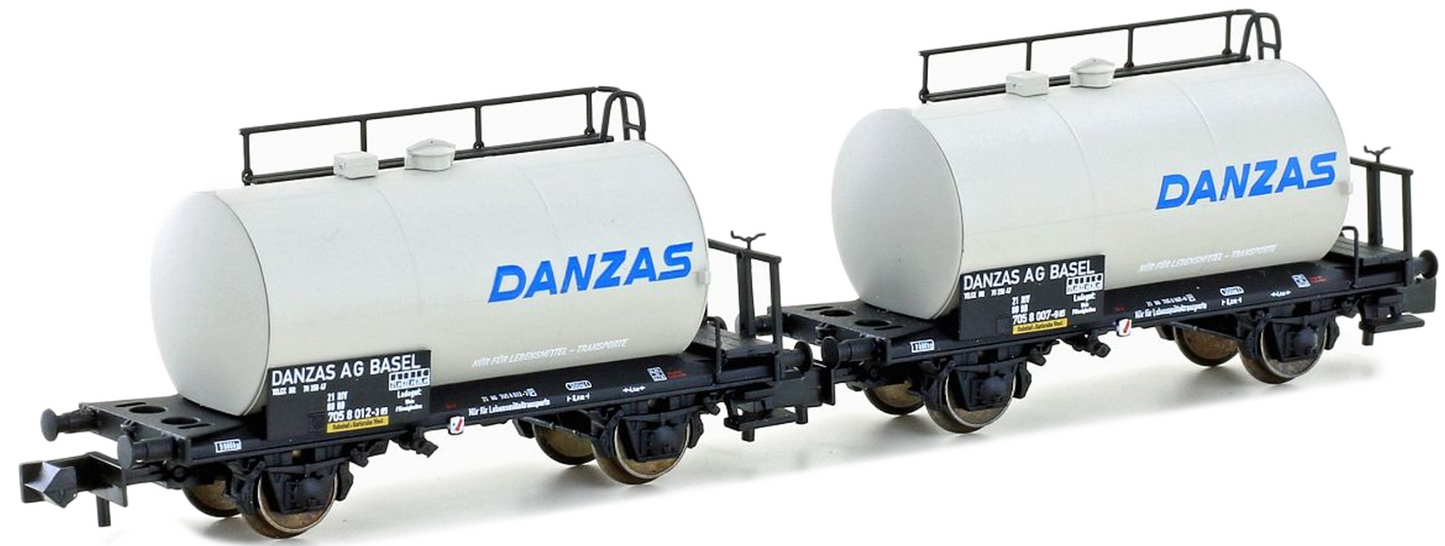 HOBBYTRAIN N H24834 2 pcs. Set Lightweight Tank Car DANZAS DB