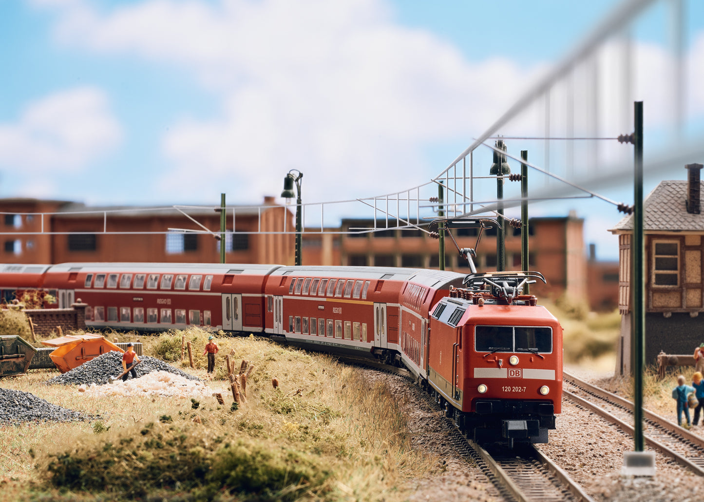 Trix N 16026 Class 120.2 Electric Locomotive 2022 New Item
