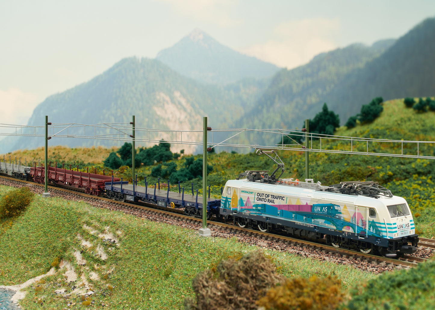 Trix N 16877 Cl. 186 Electric 2024 New Item