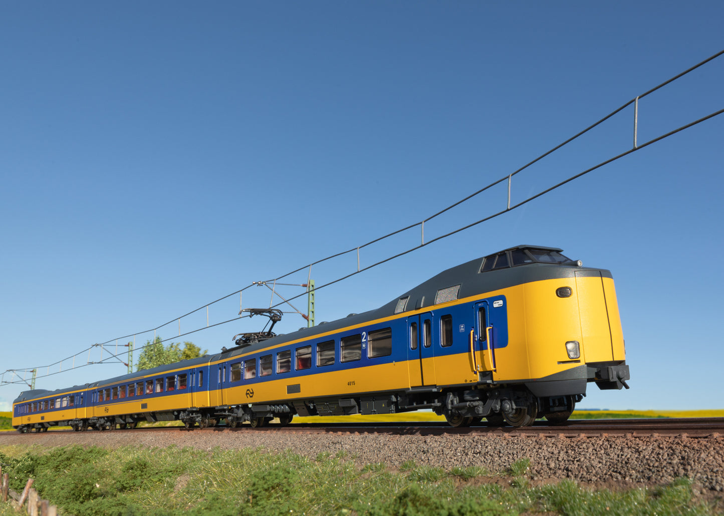 Trix HO 25425 NL 'Koploper' Train Era IV 2023 New Item