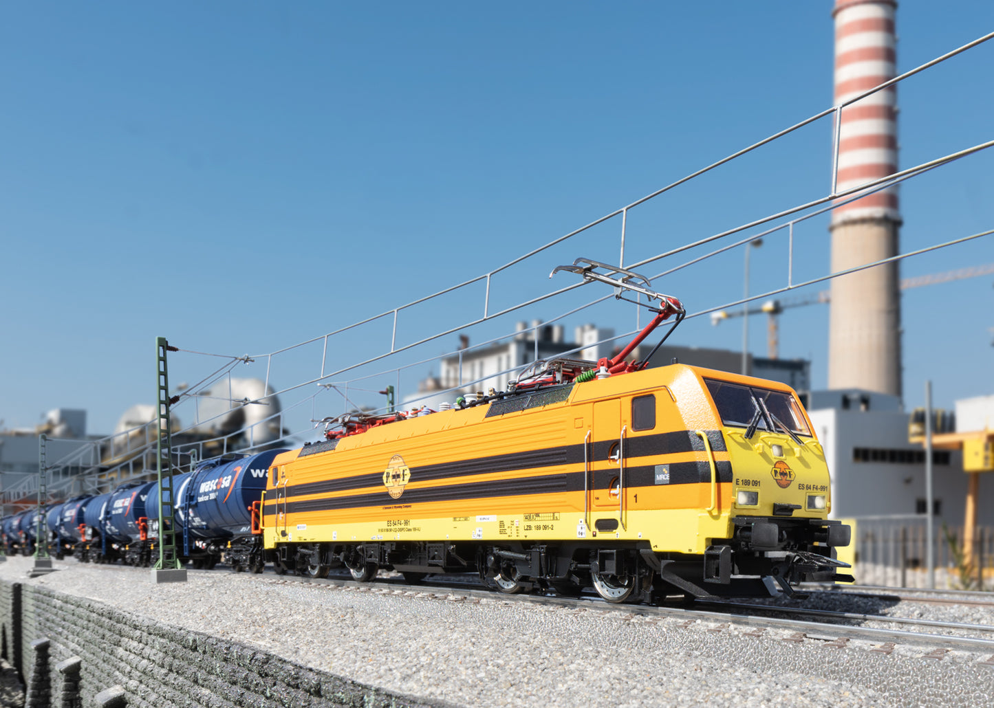 Marklin H0 39867 Class 189 Electric Locomotive Summer 2022
