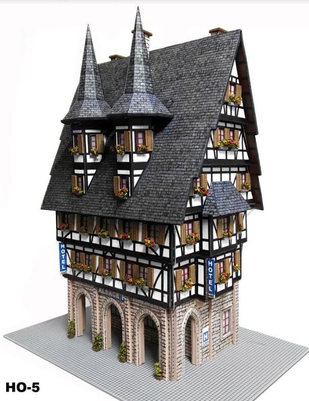 EMTZ HO5 EMTZ HO Built Up Hotel 11.5cm x 8.5cm (4.5 x 3.34)