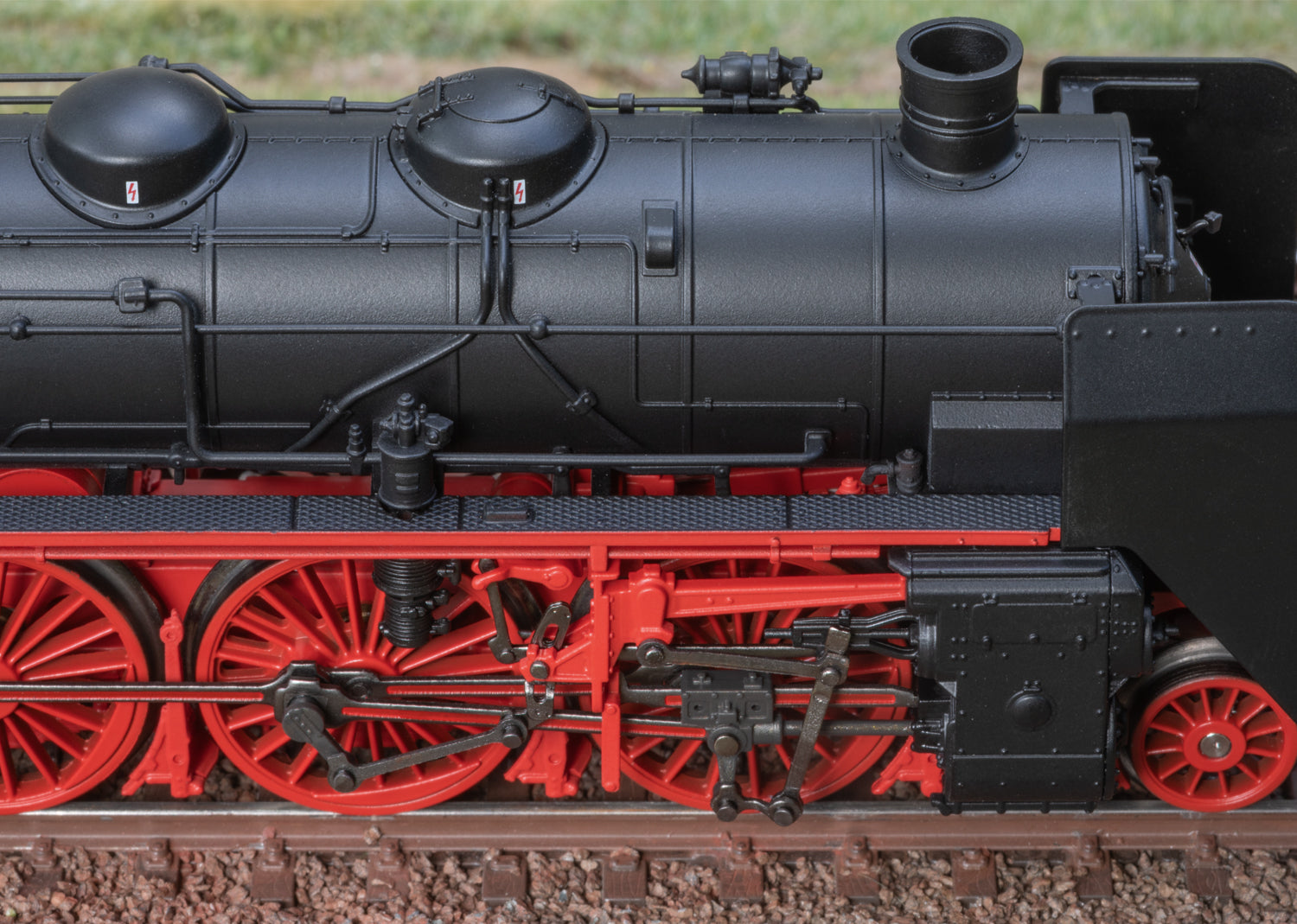 Trix HO 25019 DR/GDR Steam 19016 Era IIIa 2026 New Item