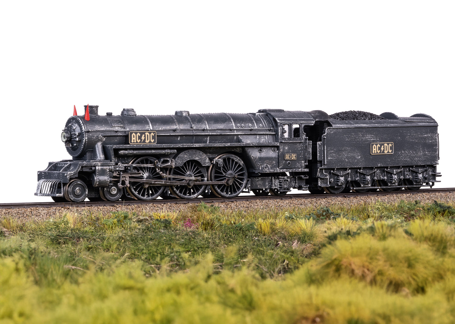 Trix HO 25492 Black Ice Steam with Tender 2026 New Item