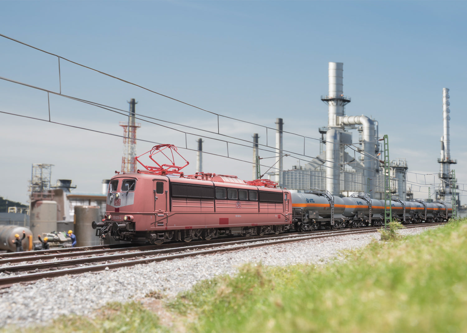 Trix HO 25655 Class 151 Electric Locomotive DB  Ep. V  Fall 2025 New Item