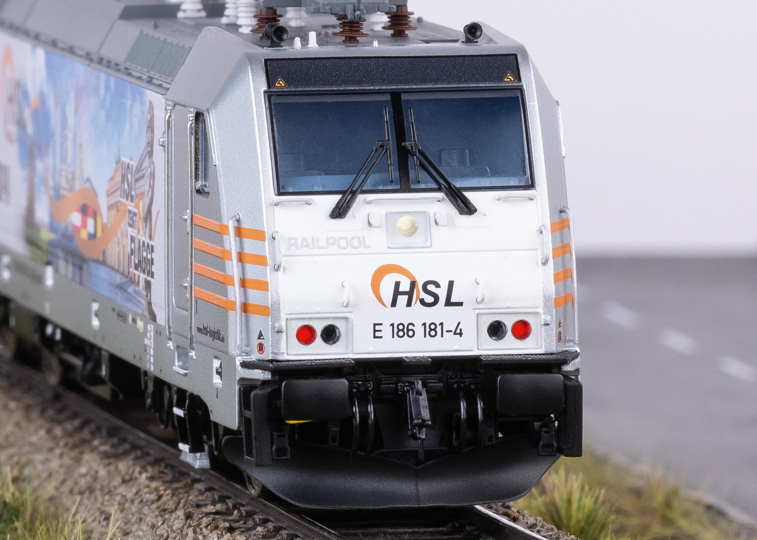 Trix HO 25803 HSL Class 186 Electric  2025 New Item