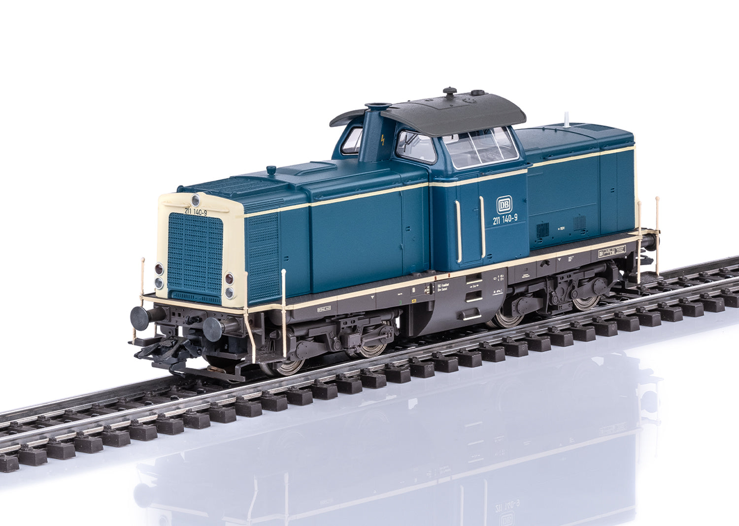 Marklin HO 38100 Class 211 Diesel Locomotive  2025 New Item