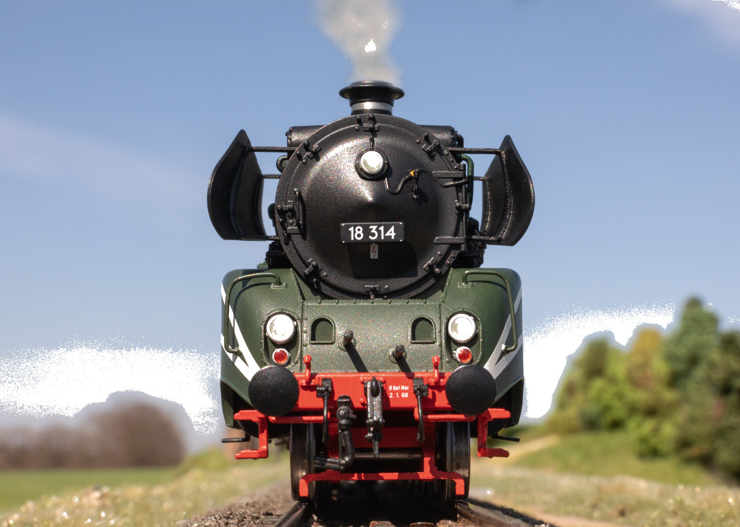 Marklin HO 39029 GDR Steam 18 314 Oil Era III  Summer 2025 New Item