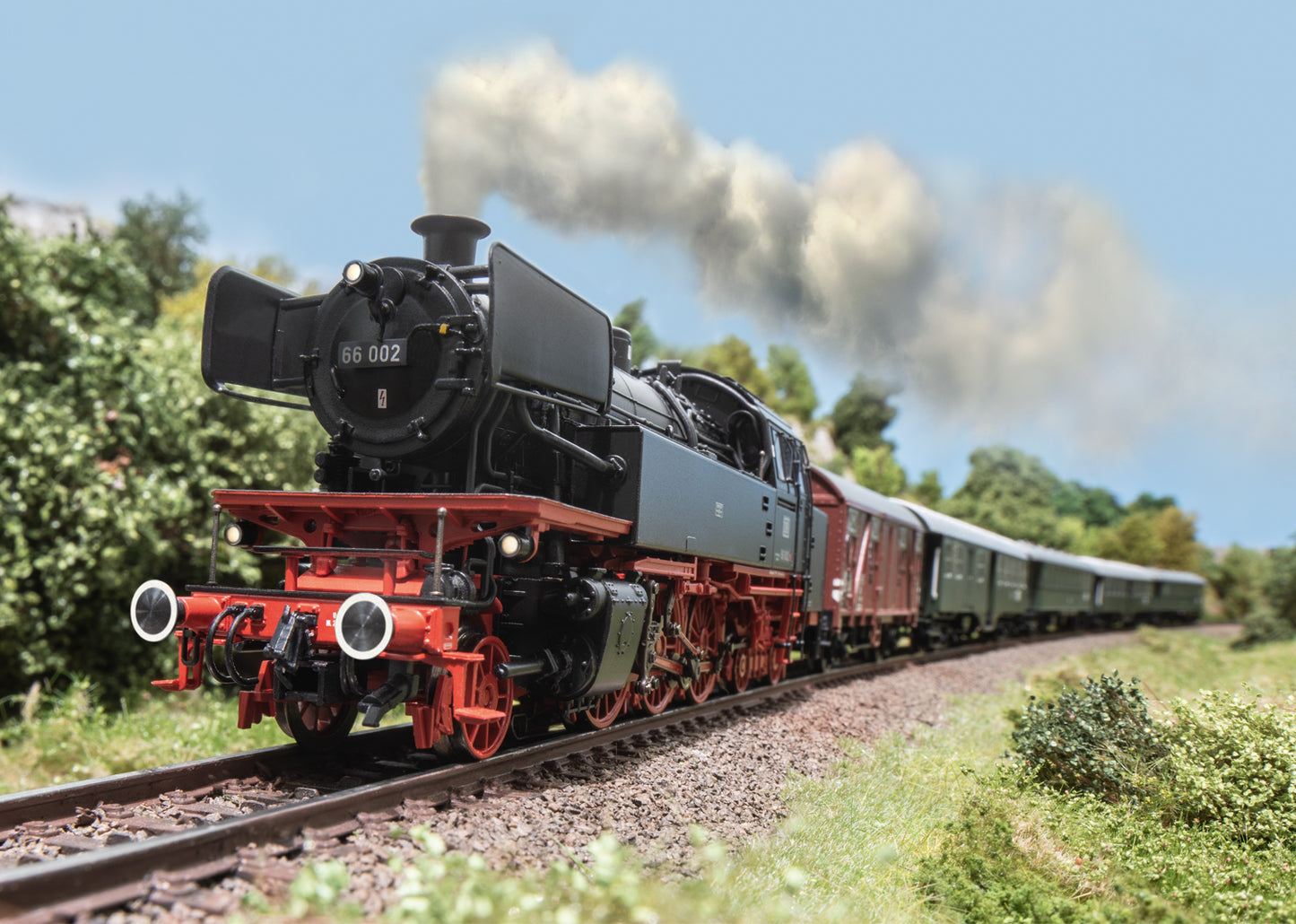 Marklin HO 39665  DB Steam class 66 002 Era III Insider Club