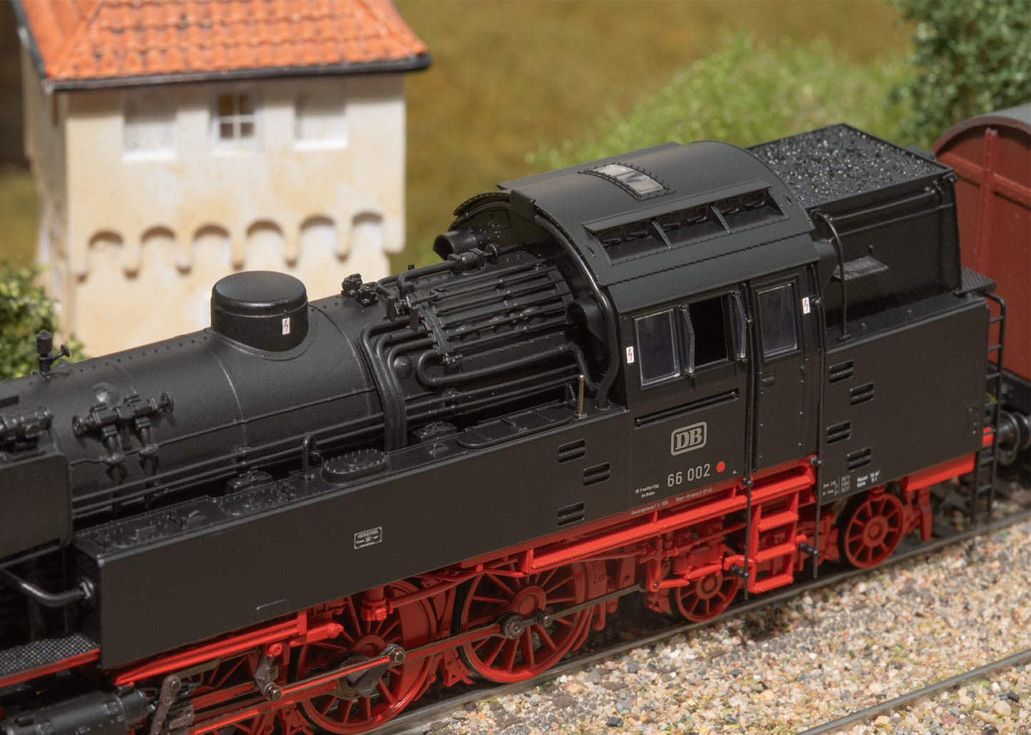 Marklin HO 39665  DB Steam class 66 002 Era III Insider Club