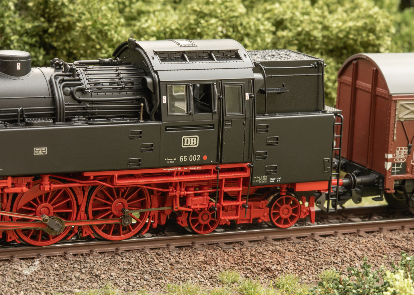 Marklin HO 39665  DB Steam class 66 002 Era III Insider Club