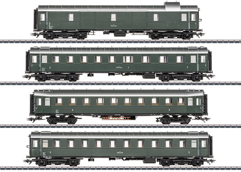 Marklin H0 42525 Passenger Car Set for Steam Locomotive 12.11