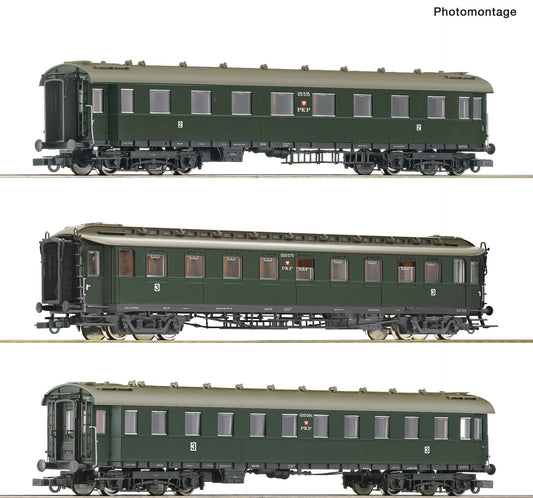 Roco HO 6200112 3 piece set: Express train coaches PKP era III DC 2025 New Item