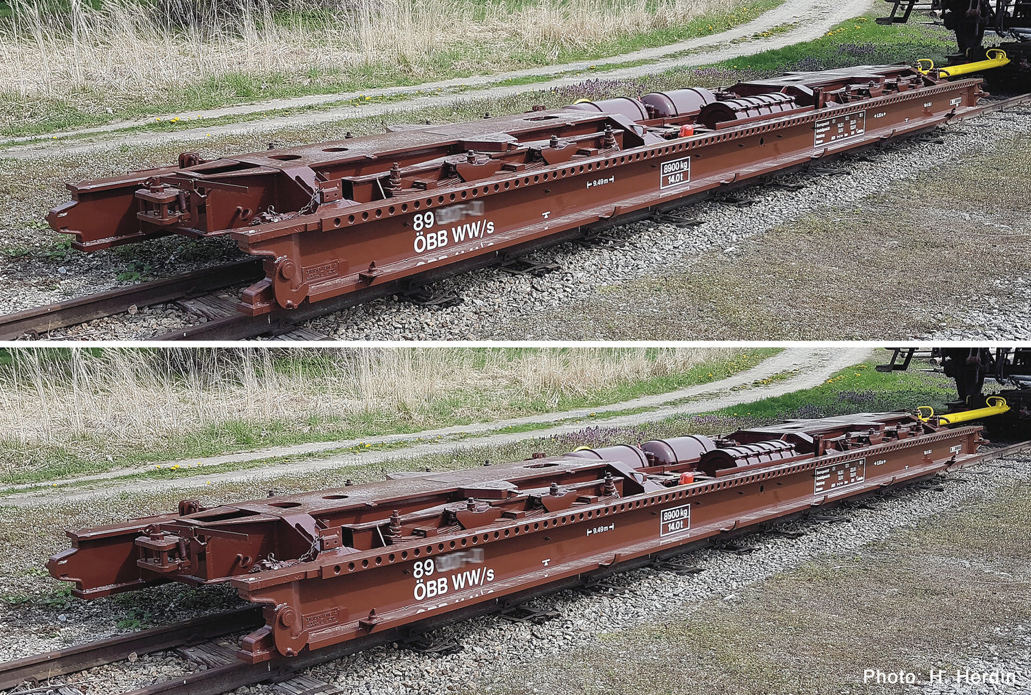 Roco HO 6640005 2 piece set: narrow gauge transporter wagon  OBB   era 45 DC  2026 New Item