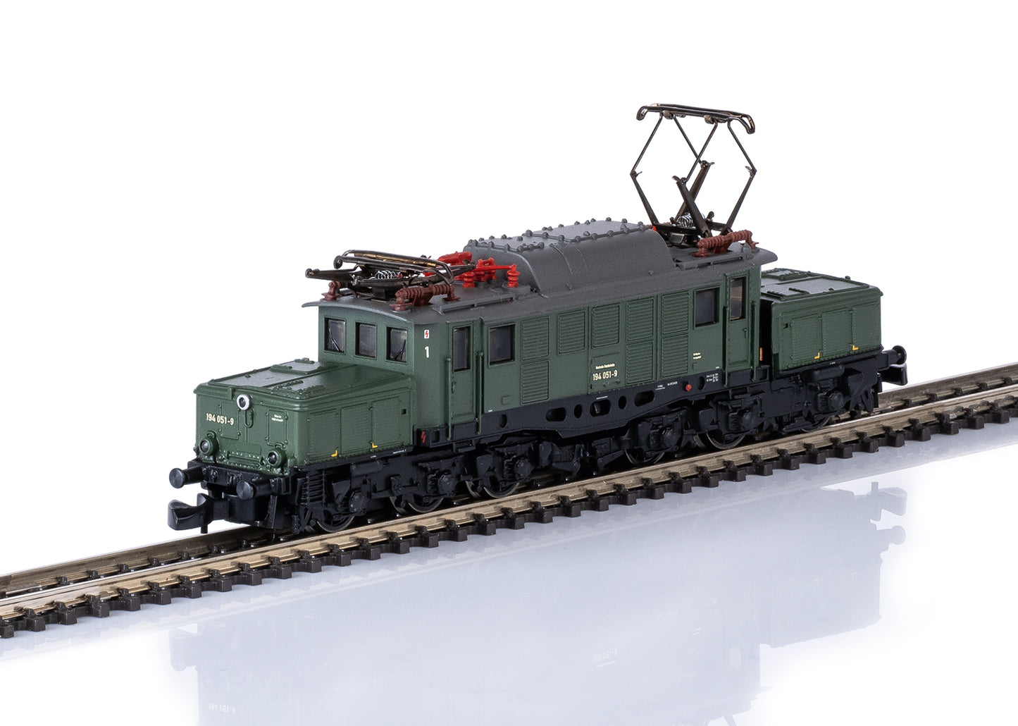 Marklin Z 81221 Commuter Train with the Class 194  2025 New Item