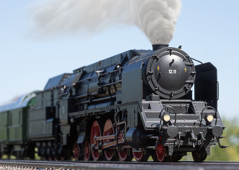 TRIX H0 25012 Steam Locomotive 12.11