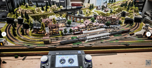Noch N scale 777777 Finished "Baden-Baden" Digital Layout w/ECoS Station and 4 DCC trains 69"x39"