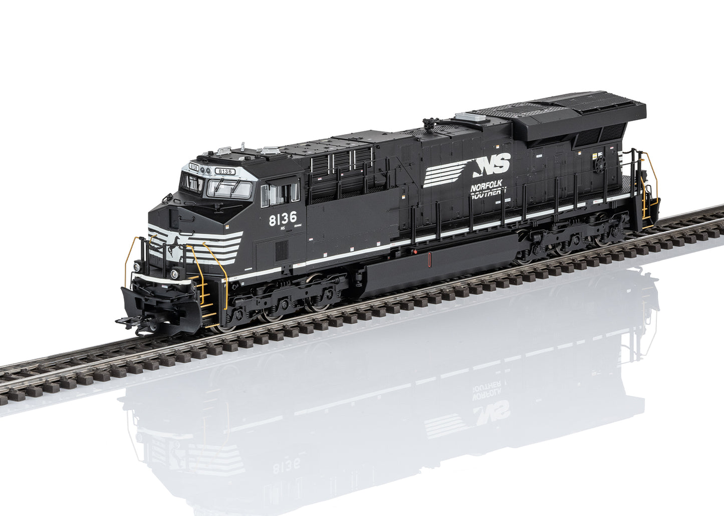 Trix HO 25549 Type GE ES44AC Diesel Locomotive Fall 2026