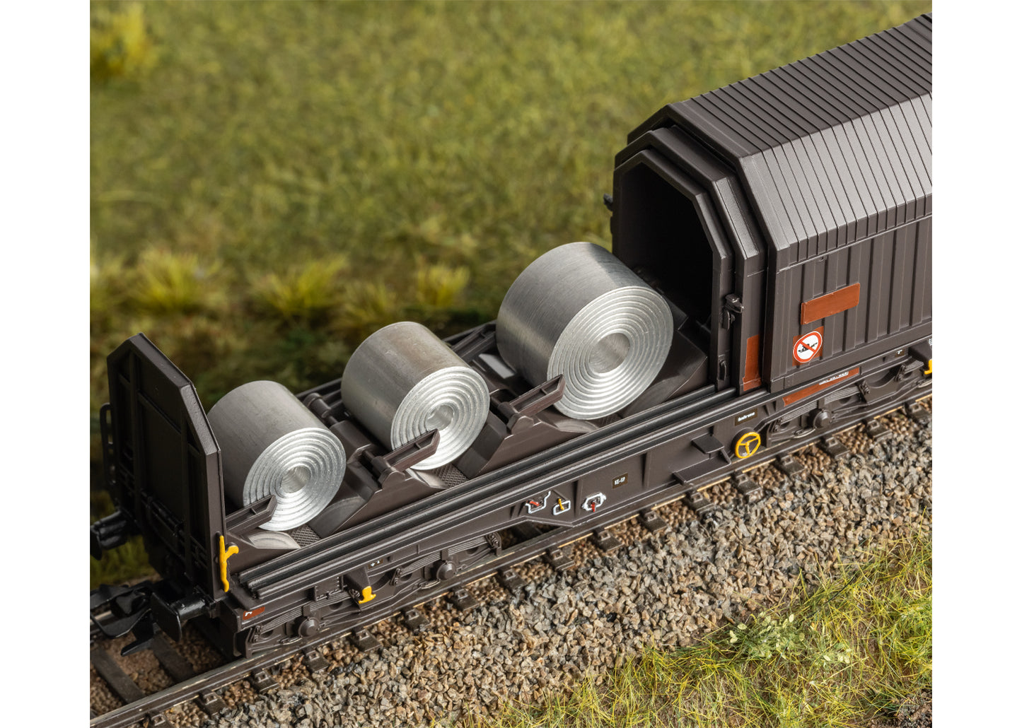 Marklin HO 46876 Flat Car Set with Telescoping Covers Fall 2026 MHI Q3
