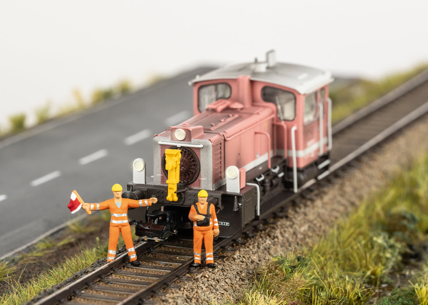 Trix HO 22077 Class 335 Diesel Locomotive Fall 2026