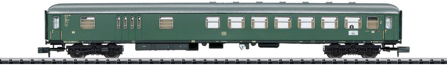Trix N 18404 Type BD4üm-61 Express Train Compartment w/ Baggage Car, 2nd cl DB