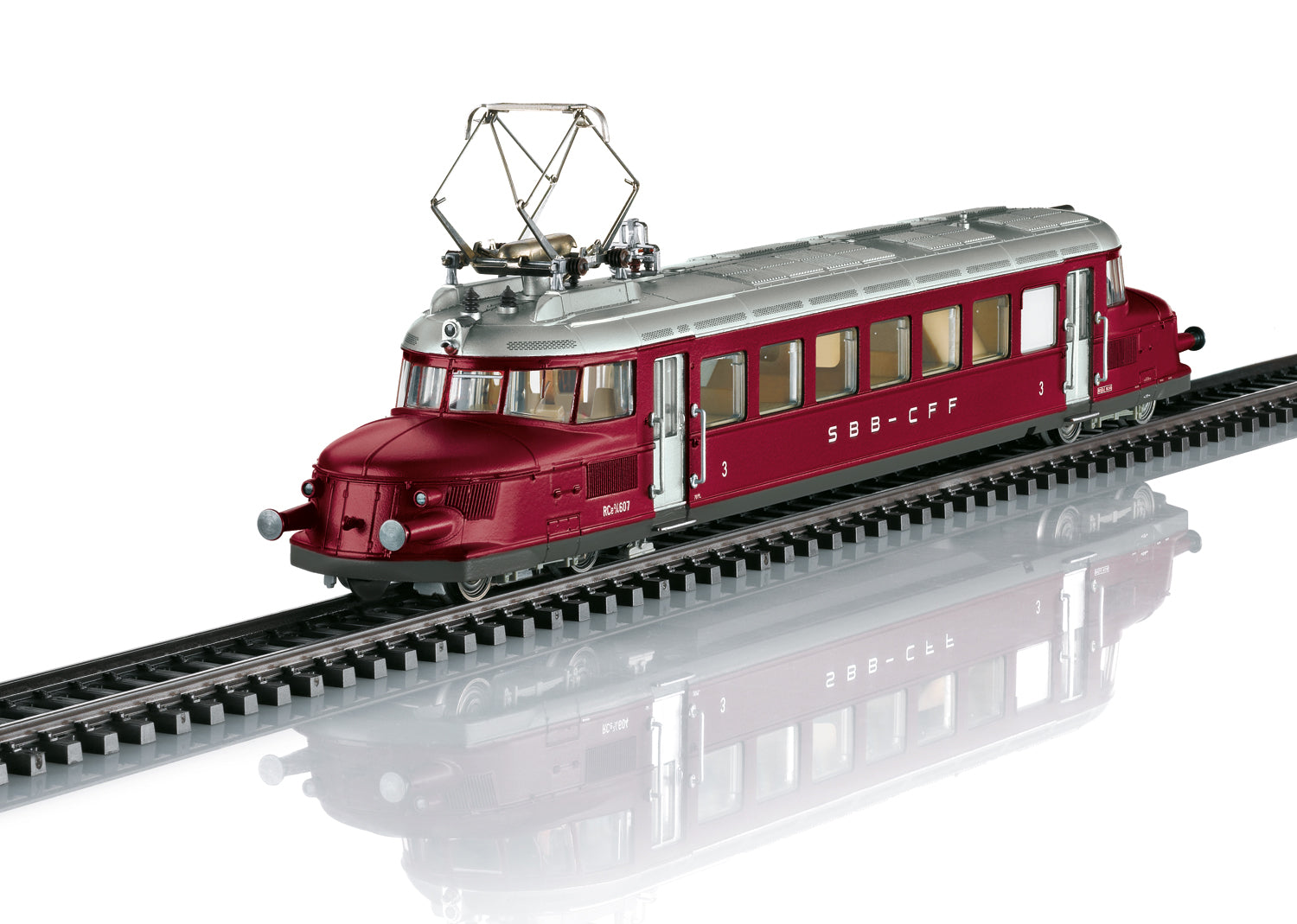 Trix HO 25860 OeBB Cl. RCe2/4 Red Arrow  2024 New Item