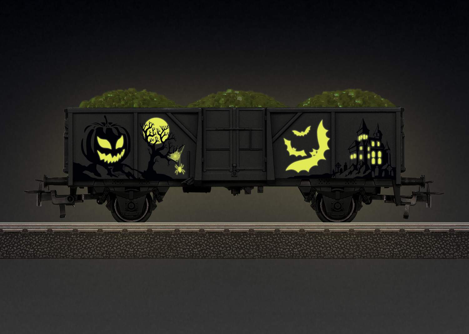 Marklin HO 44232 Gondola with Load - 3-Rail - Ready to Run - Start-Up -- Halloween (black, Glow in the Dark Graphics)