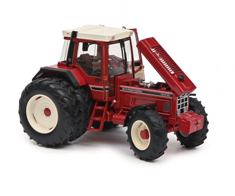 Schuco International 1455 XL rot 1:32