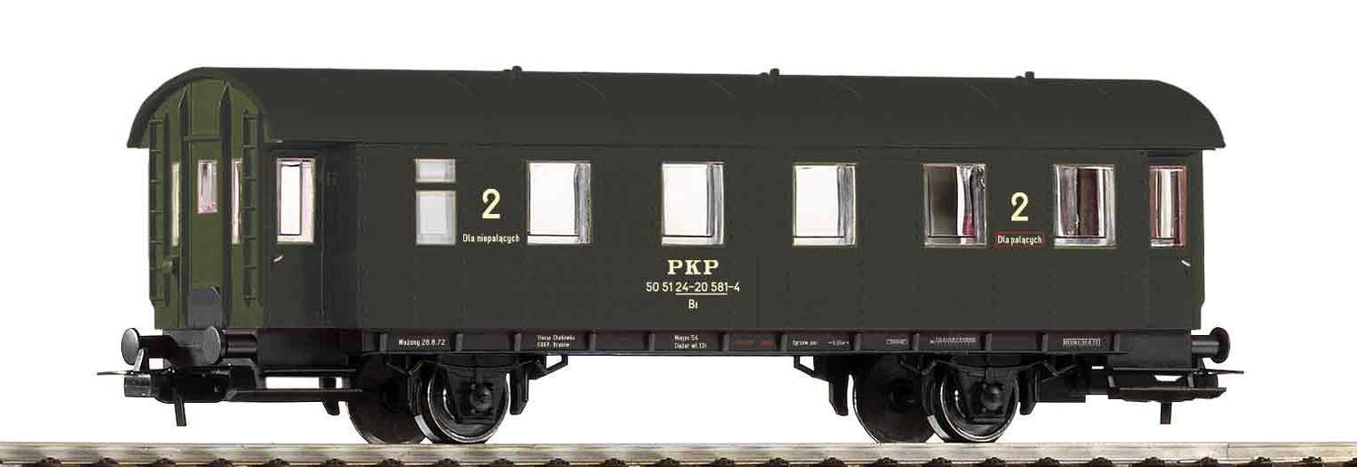 Piko HO 57635 2-axle Pass PKP IV DC 2024 New Item
