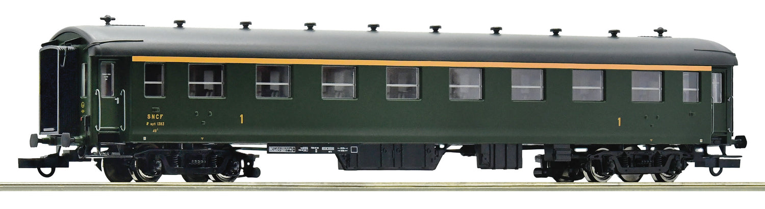 Roco HO 6200004 Express train coach SNCF                             era IV DC 2024 New Item