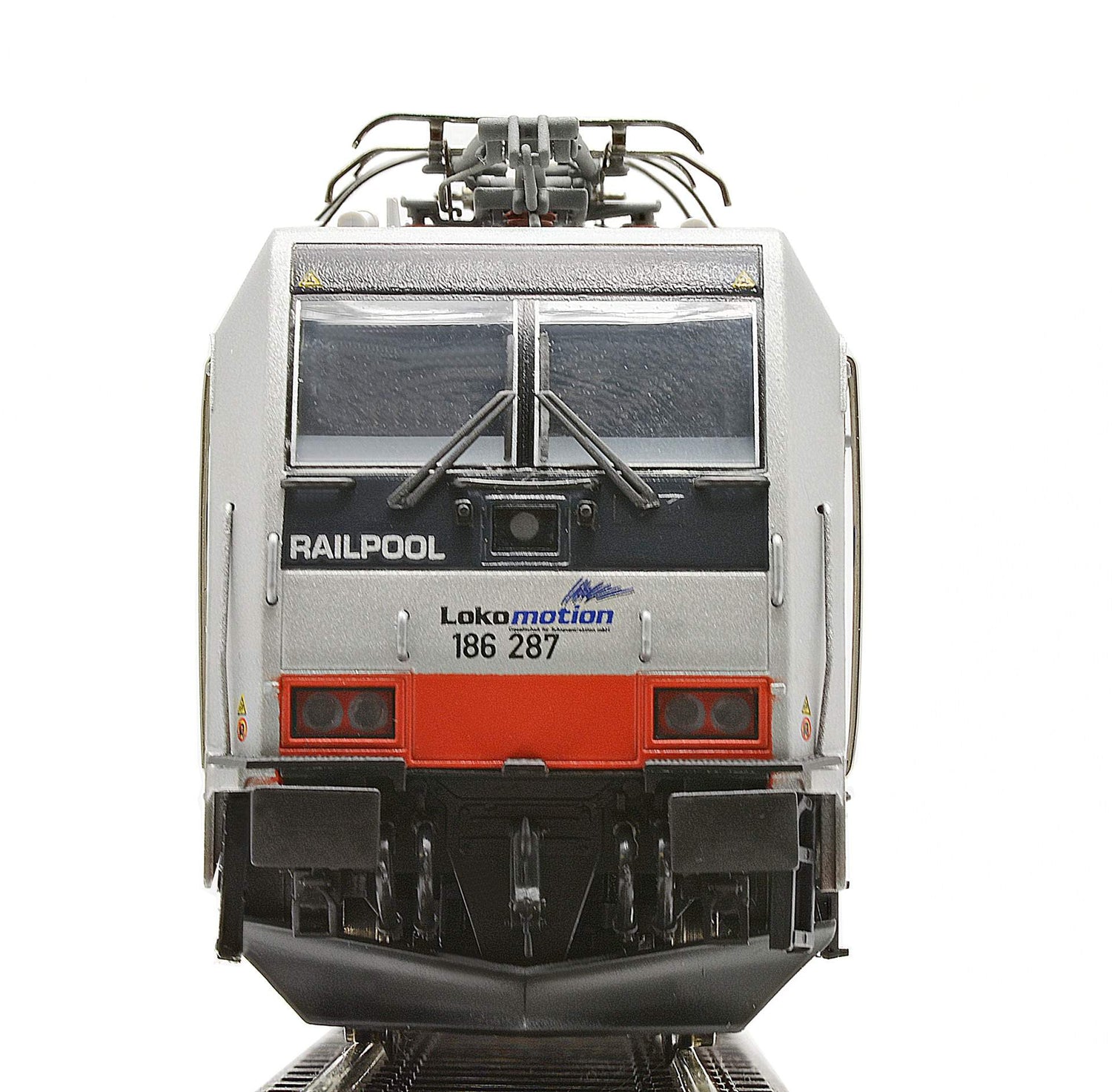 Roco HO 73654 Electric locomotive BR 186, Railpool