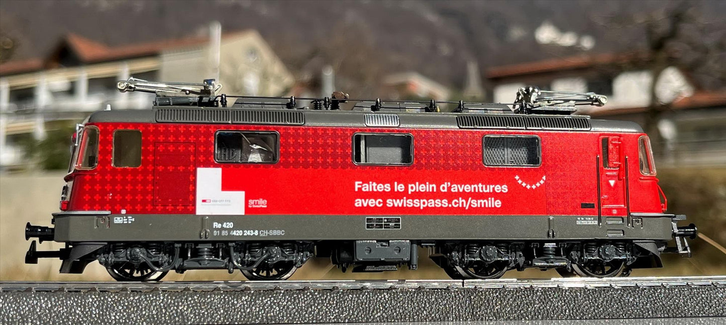 HAG HO 16233-32 mfx ~AC Electric Locomotive Re 420 SBB Rot Lok Nr. 420243-8